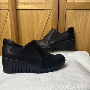 Black Women's Wedge Shoes